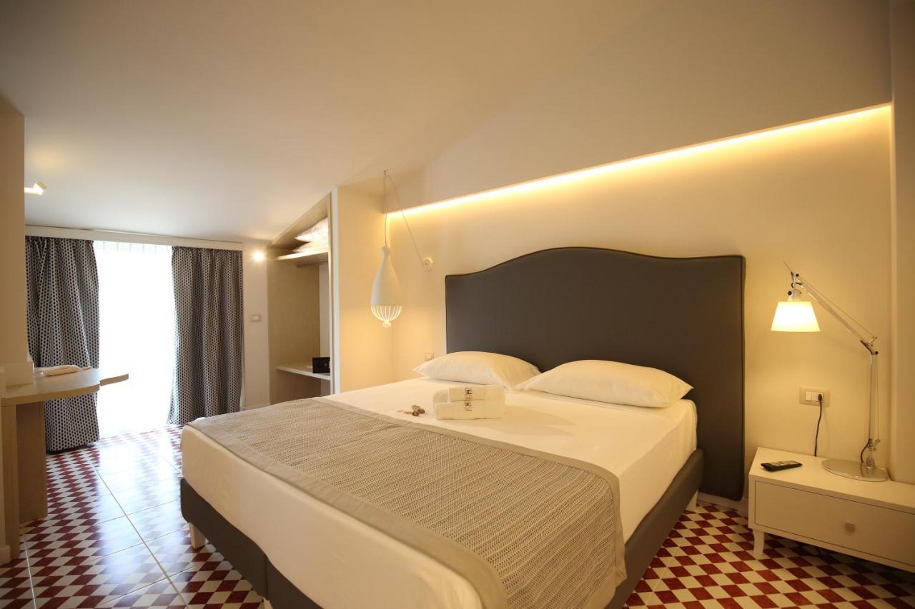 Suite Hotel L'Oasi Di Riaci (Adults Only) Santa Domenica  Kültér fotó